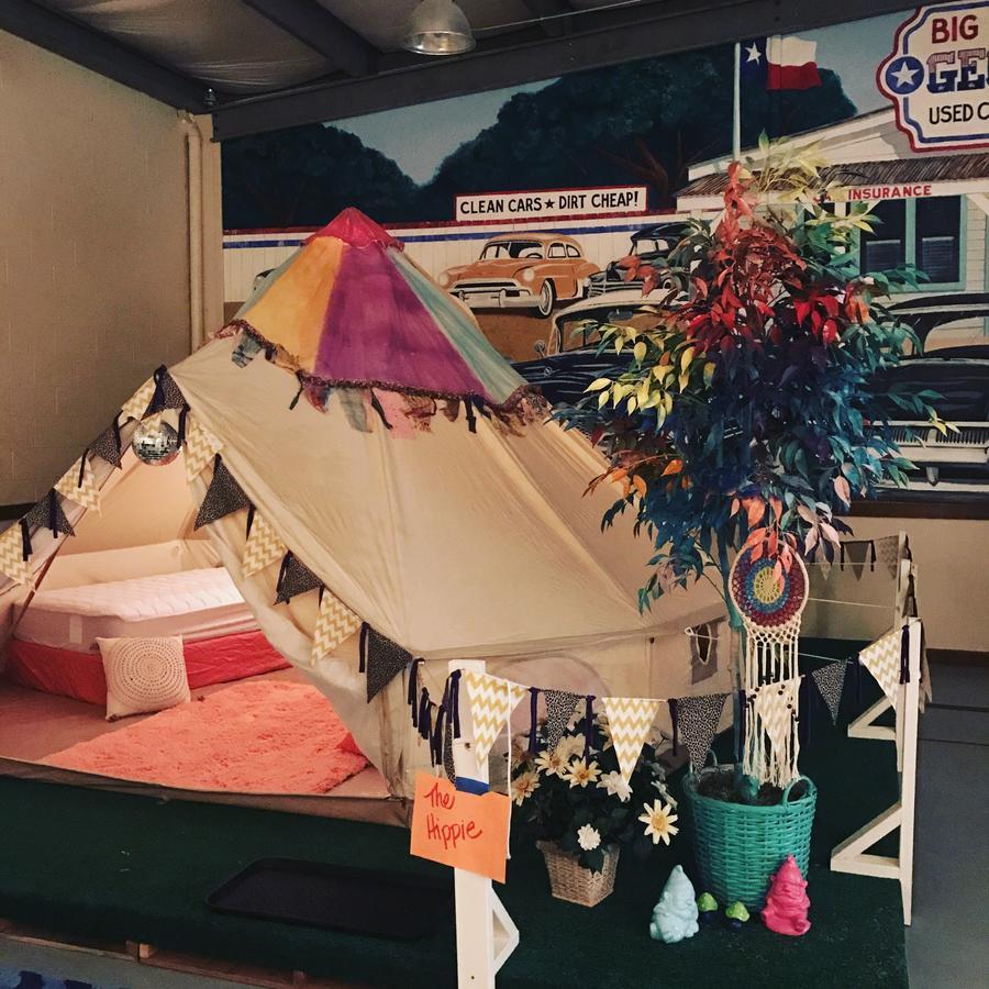 Lone Star Glamp Inn Warrenton Екстериор снимка